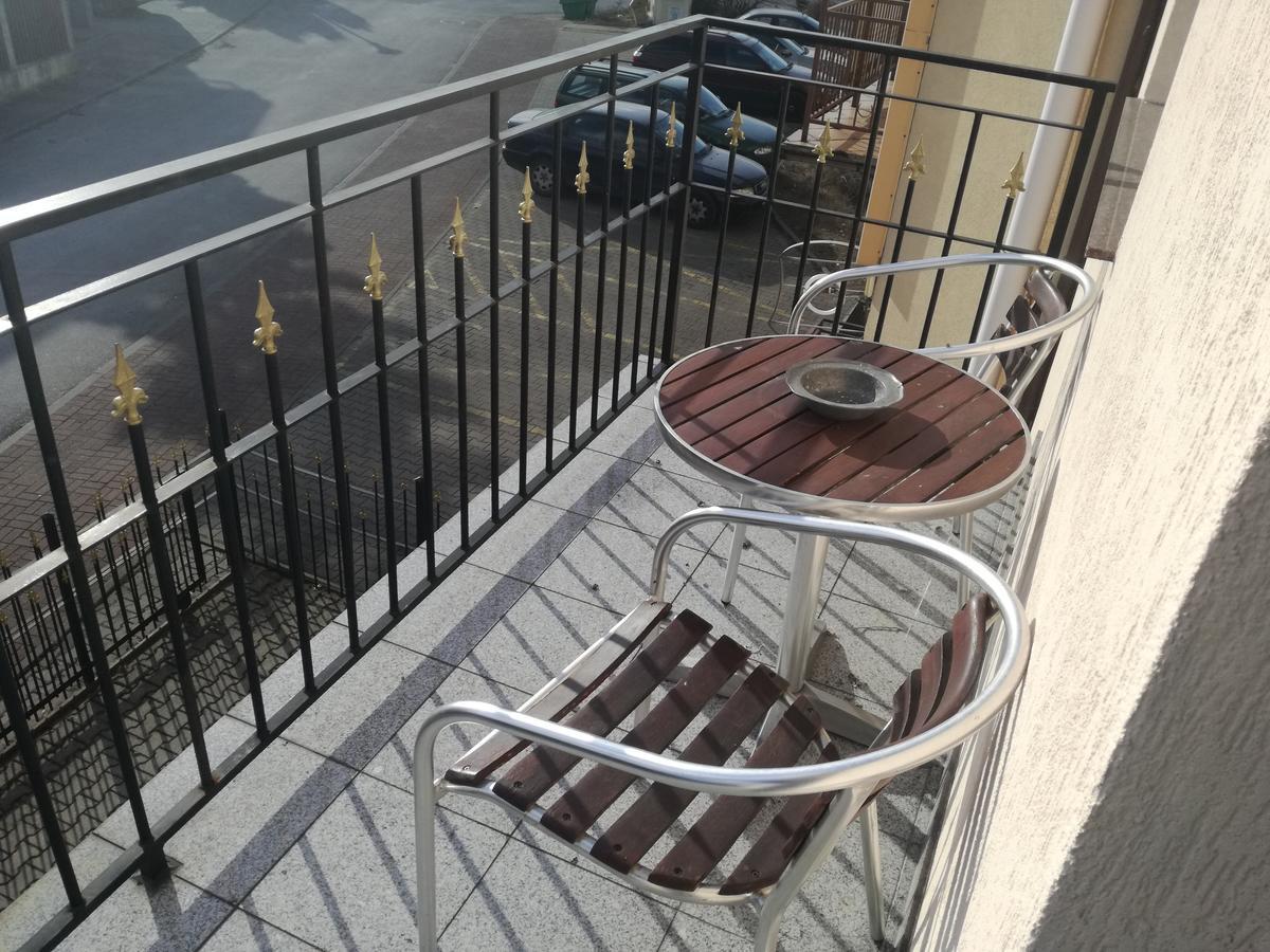 Villa Minerva Zielona Góra Esterno foto